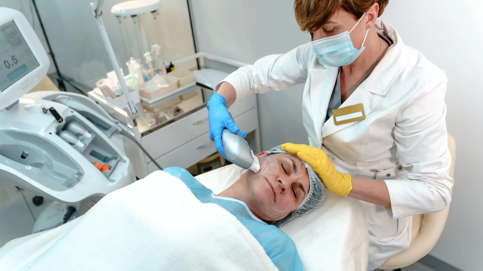 ليزر تجديد البشرة